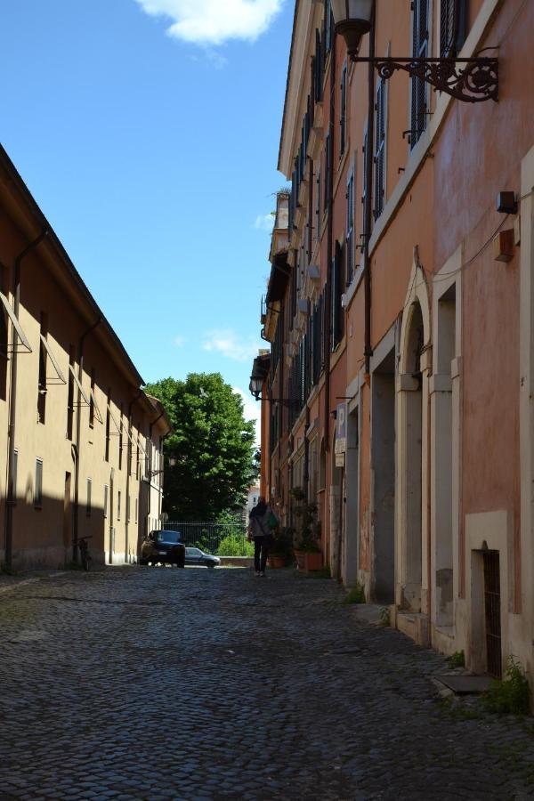 Colosseum Relax Family Apartament Rome Exterior photo
